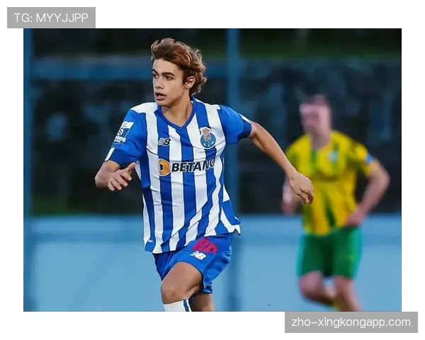 18岁莫拉成波尔图新核 身价飙升至4000万欧引瞩目